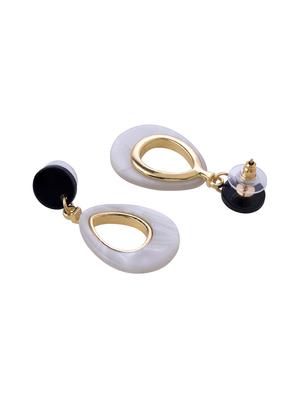 grey metal drop earring - 16591991 - Standard Image - 2