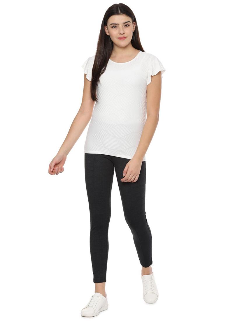 round neck ruffled sleeves top - 16593314 - Zoom Image - 3