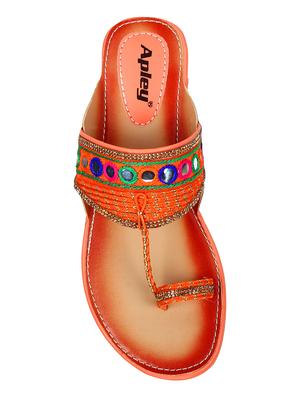 orange one toe kolhapuris - 16593637 - Standard Image - 3
