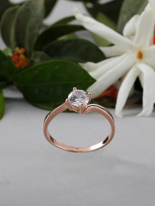 copper metal finger ring - 16595126 - Standard Image - 1
