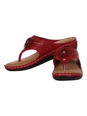 red toe separator sandals - 16600255 - Standard Image - 3