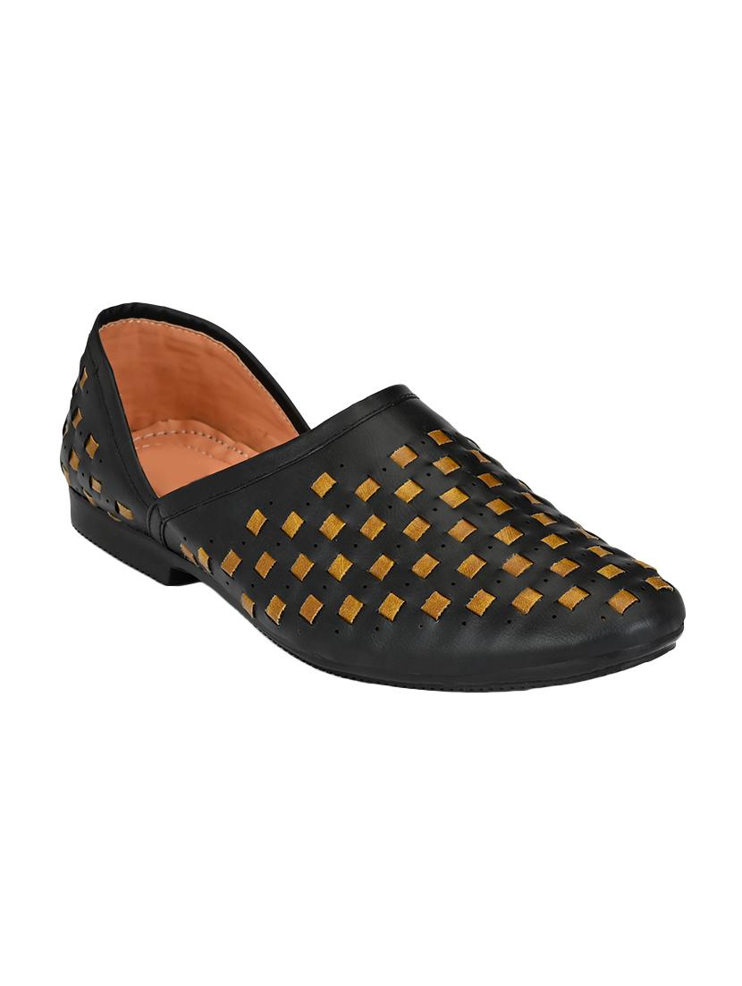 black leatherette slip on jutis - 16601998 - Zoom Image - 1