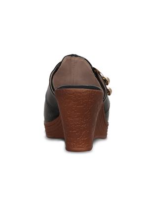 black slip on wedges - 16603031 - Standard Image - 4