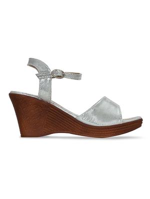 silver back strap wedges - 16603036 - Standard Image - 3