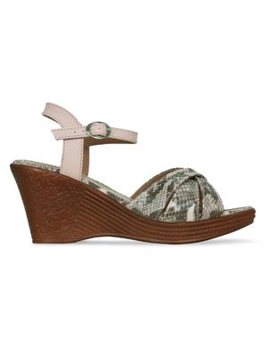 green back strap wedges - 16603038 - Standard Image - 3