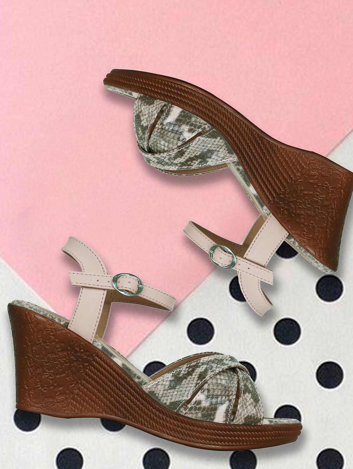 green back strap wedges - 16603038 - Zoom Image - 1