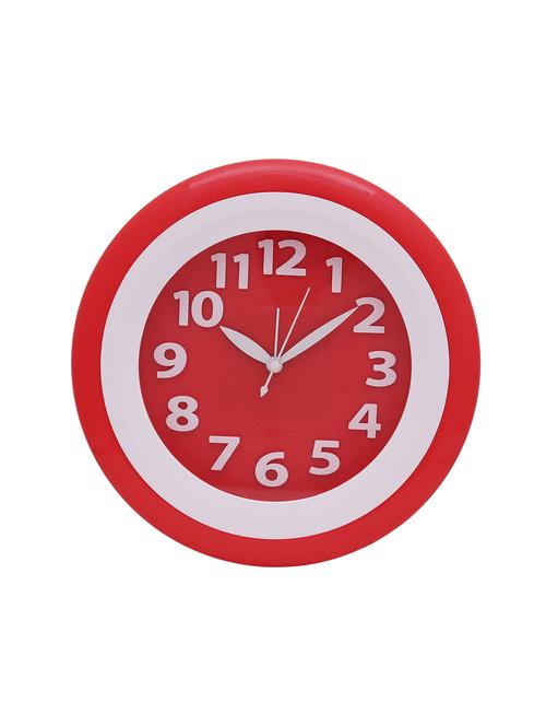 plastic alarm clock - 16610760 - Standard Image - 1