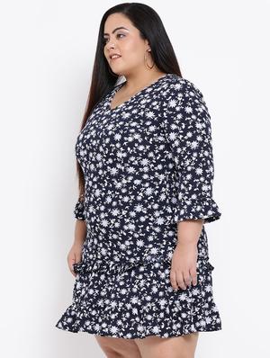 v neck floral a-line plus dress - 16611945 - Standard Image - 2