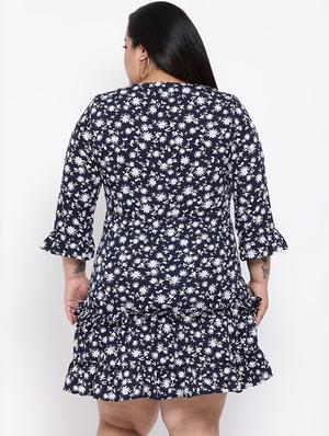 v neck floral a-line plus dress - 16611945 - Standard Image - 3