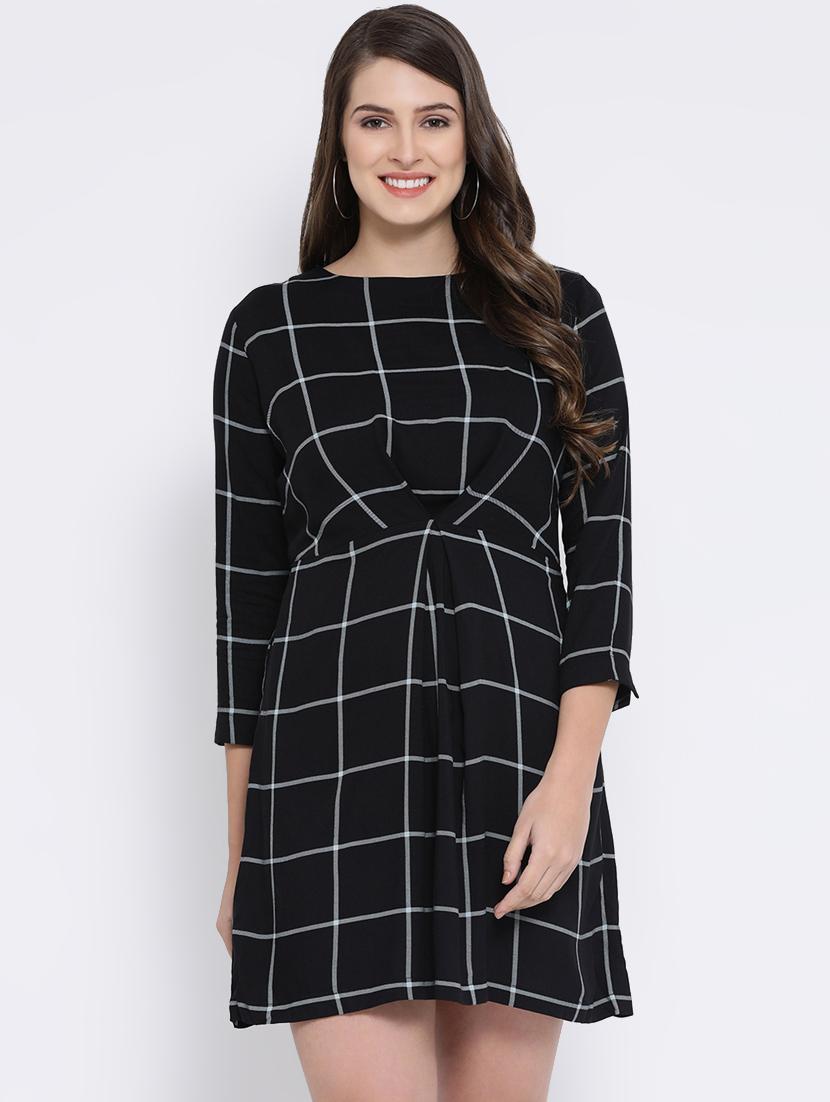 pleat detail checkered dress - 16611958 - Zoom Image - 1