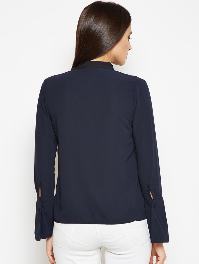choker neck bell sleeved top - 16611966 - Zoom Image - 3