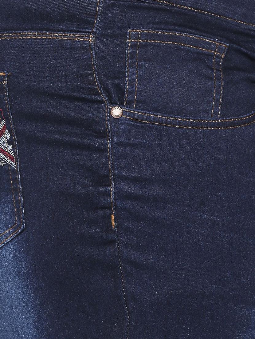 mid rise embroidered plus capri - 16612126 - Zoom Image - 5