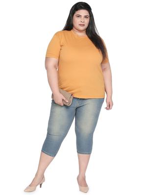 mid rise stone wash plus capri - 16612127 - Standard Image - 4
