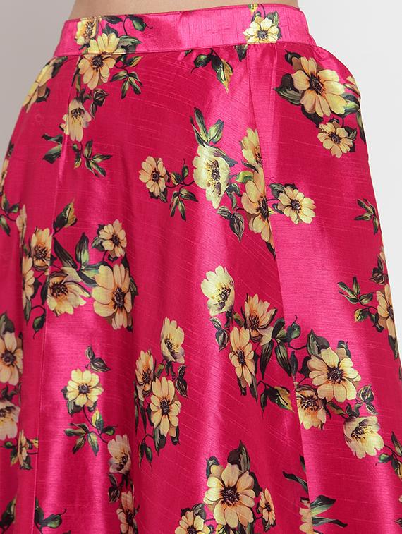 solid blouse with floral flared lehenga - 16618123 - Zoom Image - 4