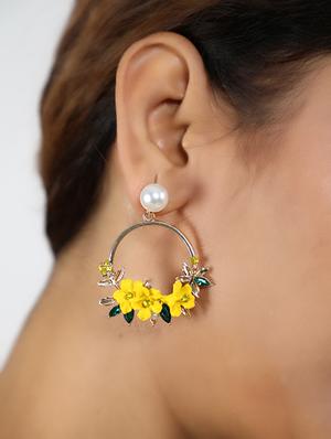 yellow metal drop earring - 16618663 - Standard Image - 4