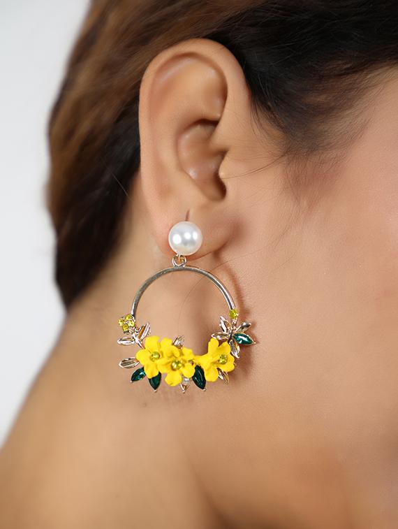 yellow metal drop earring - 16618663 - Zoom Image - 4