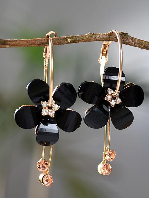 black metal hoop earring - 16618667 - Standard Image - 1
