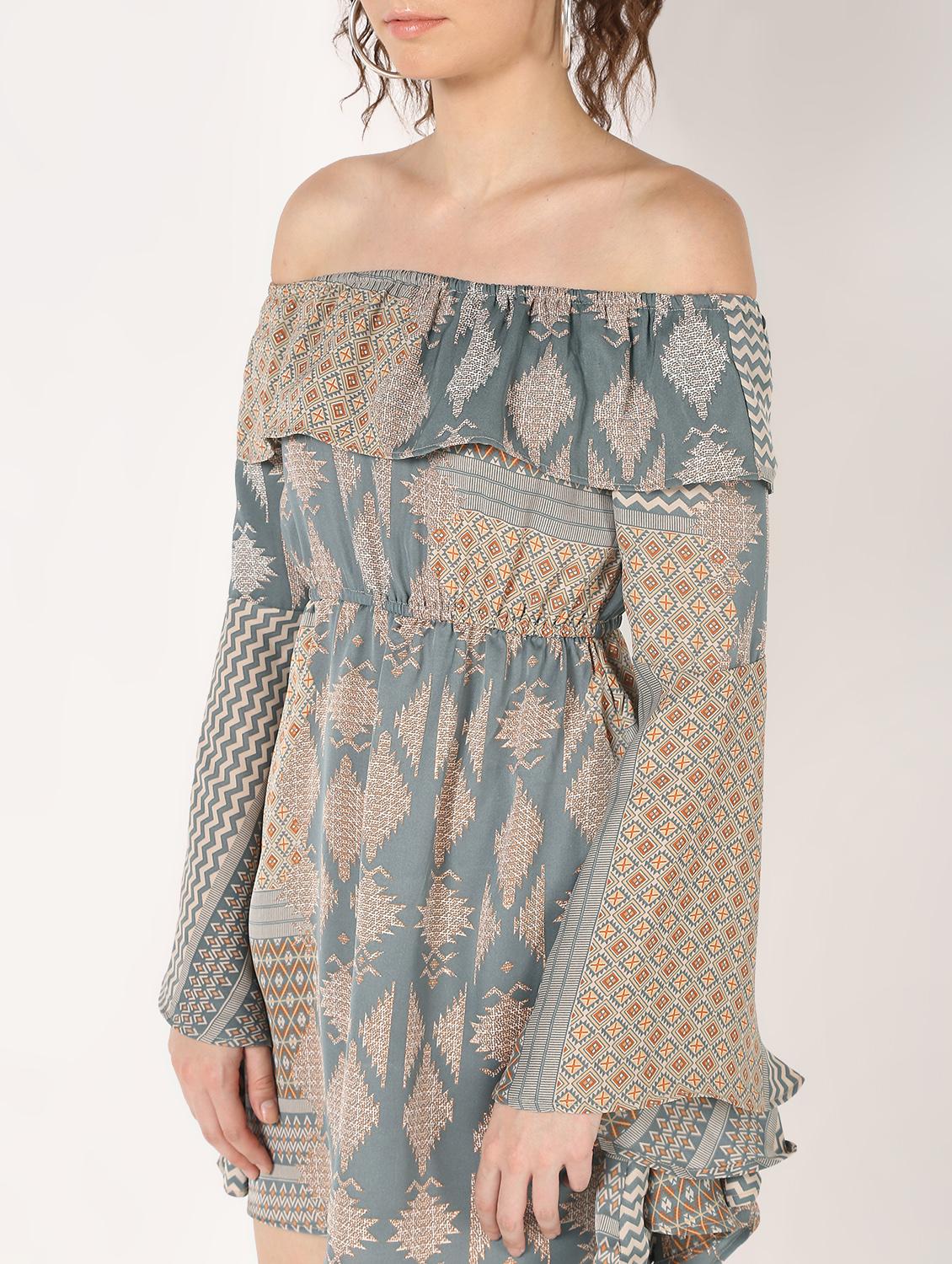 off shoulder asymmetric bell sleeved dress - 16618849 - Zoom Image - 5