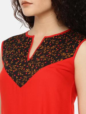 notch neck color block top - 16619327 - Standard Image - 5