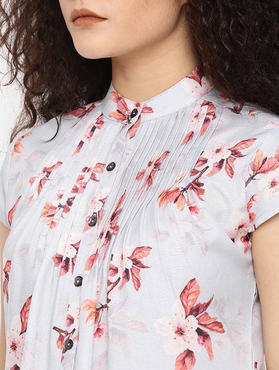 mandarin neck pleated floral top - 16619344 - Zoom Image - 5