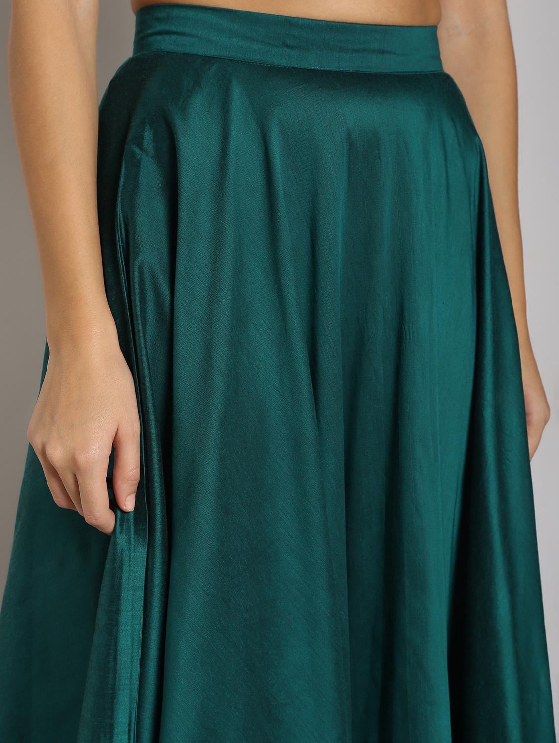 solid flared skirt with top set - 16619468 - Zoom Image - 5