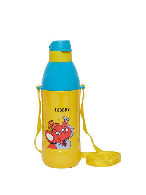 yellow plastic water bottle - 16622764 - Standard Image - 1