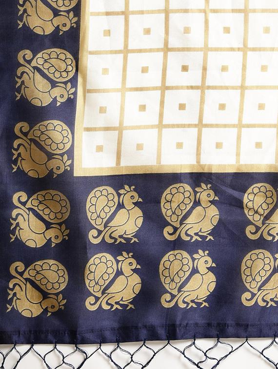 conversational printed saree with blouse - 16631298 - Zoom Image - 4