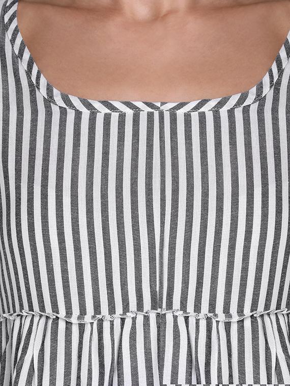 bell sleeved striped top - 16631900 - Zoom Image - 5