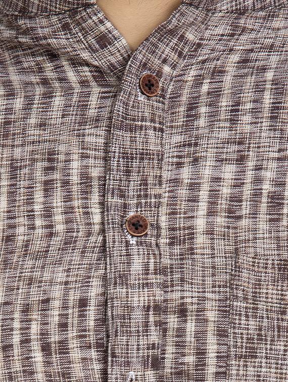 brown self design long kurta - 16632036 - Zoom Image - 4