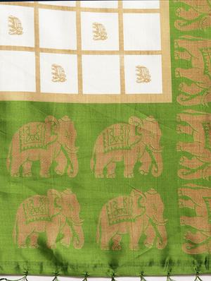 checkered woven saree with blouse - 16637700 - Standard Image - 4