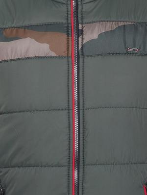green camouflage print quilted jacket - 16640456 - Standard Image - 5