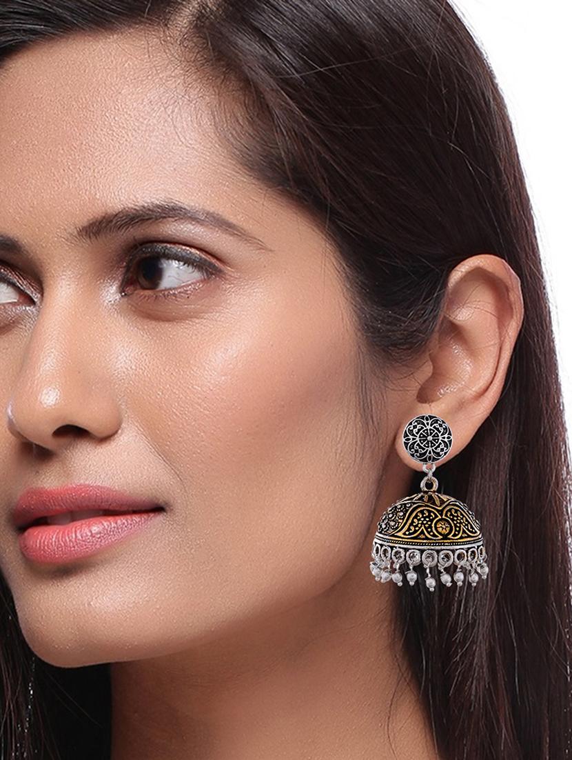 silver metal jewellery - 16641437 - Zoom Image - 3