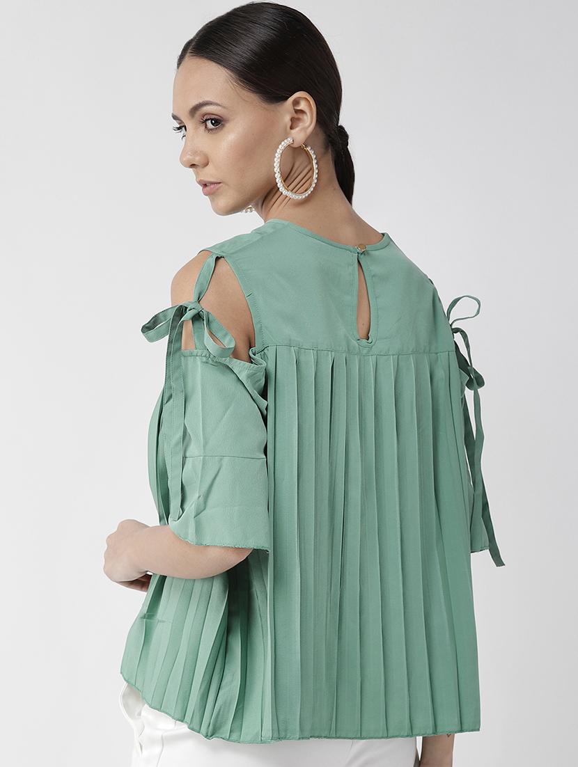 cold shoulder pleated boxy top - 16642847 - Zoom Image - 3