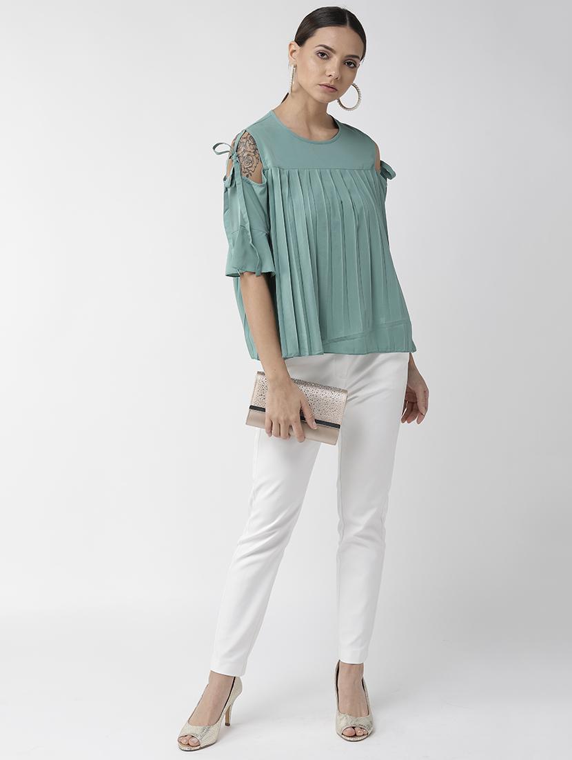 cold shoulder pleated boxy top - 16642847 - Zoom Image - 4