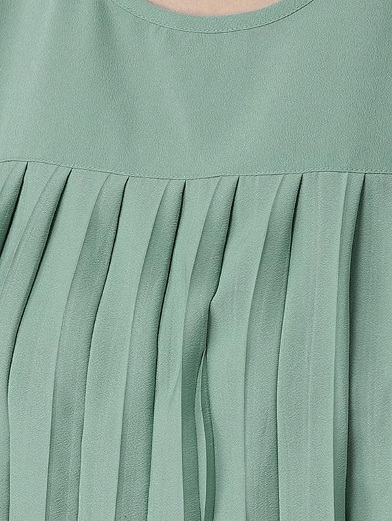 cold shoulder pleated boxy top - 16642847 - Zoom Image - 5