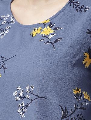 lace inserted bell sleeved floral top - 16642864 - Standard Image - 5
