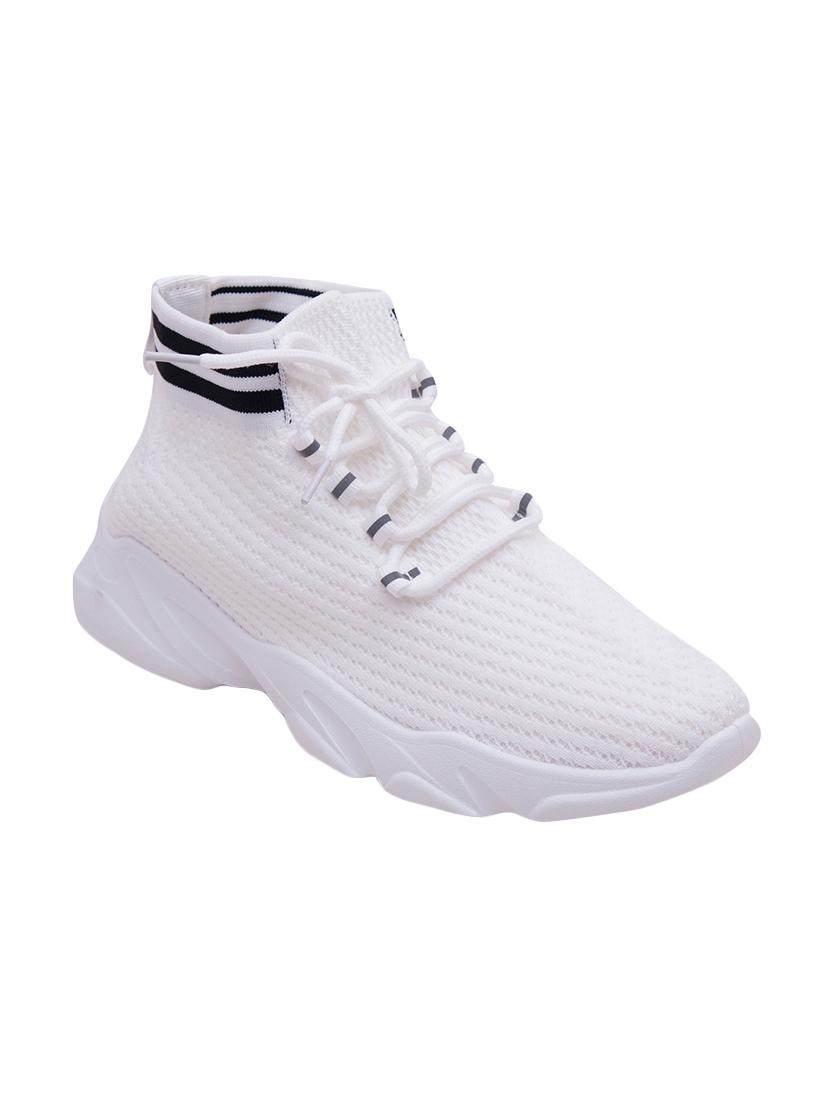 white lace-up sports shoes - 16643165 - Zoom Image - 1
