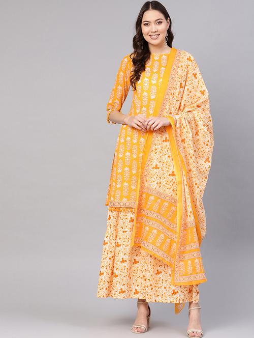 floral printed asuit set - 16644053 - Standard Image - 1