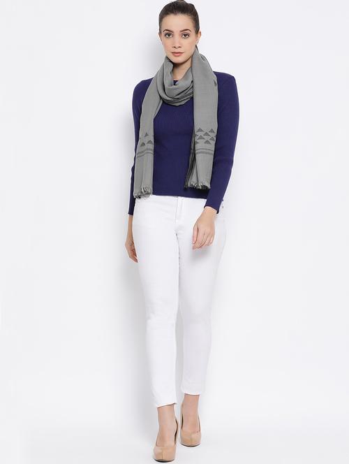 geometrical wool stole - 16645188 - Standard Image - 1