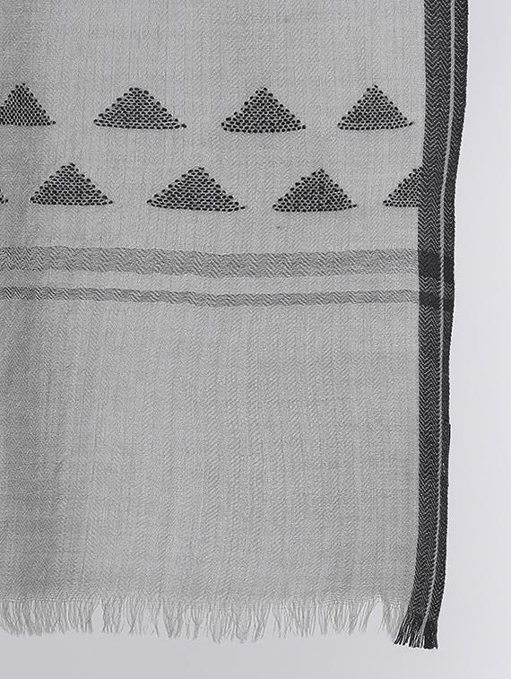 geometrical wool stole - 16645188 - Zoom Image - 3