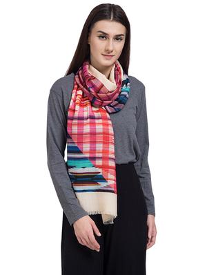 abstract wool stole - 16645232 - Standard Image - 2