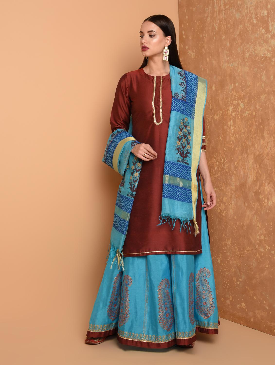 gold printed kurta skirt with dupatta set - 16645775 - Zoom Image - 1