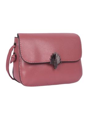pink leatherette (pu) regular sling bag - 16646767 - Standard Image - 4