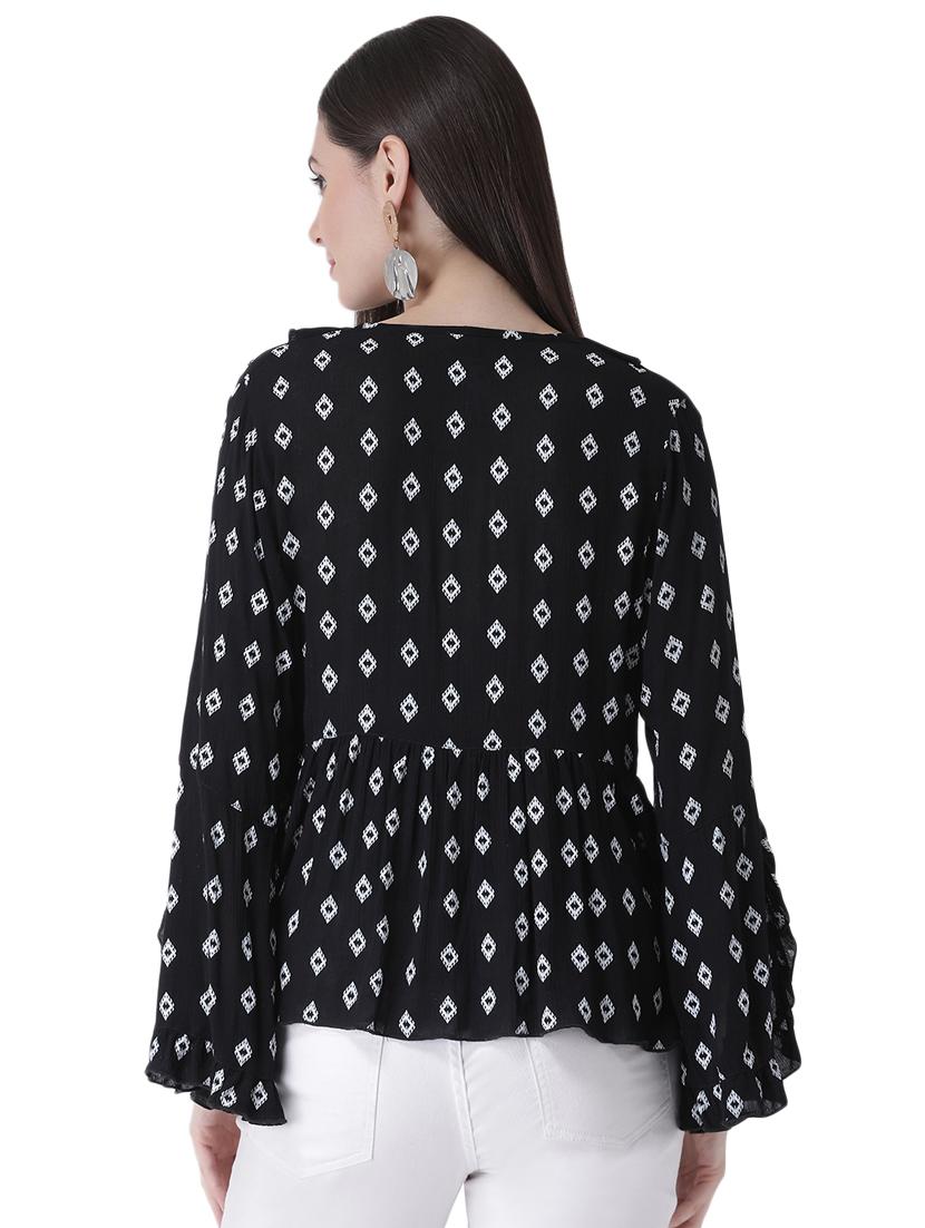 bell sleeved floral ruffle top - 16649455 - Zoom Image - 4
