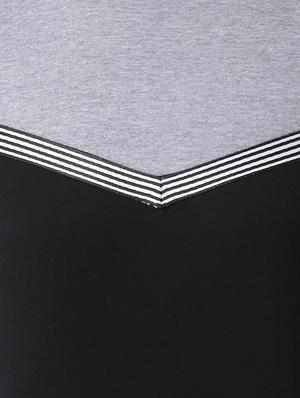 cold shoulder color block crop top - 16649476 - Standard Image - 5