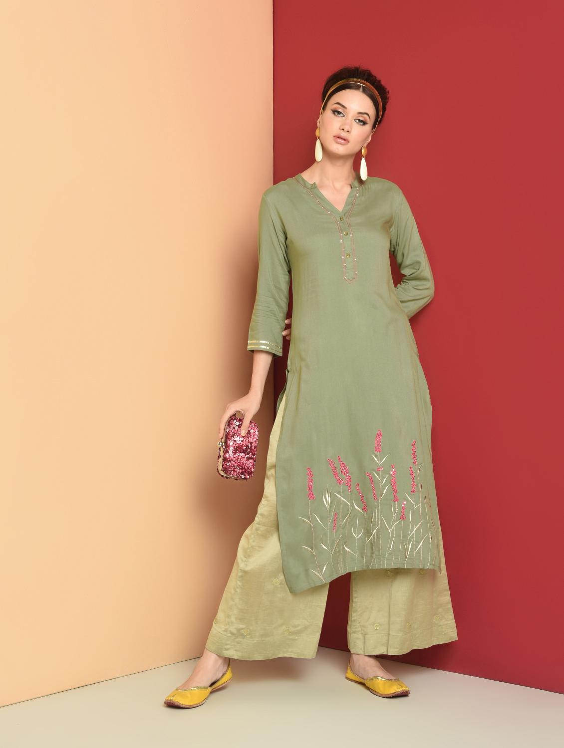 embroidered solid straight kurta - 16654269 - Zoom Image - 1