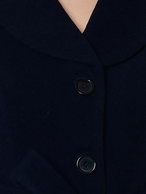 lapel neck tie knot overcoat - 16657662 - Standard Image - 5