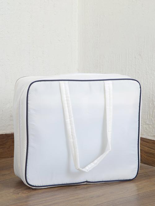 white travel bag organiser - 16658648 - Standard Image - 1