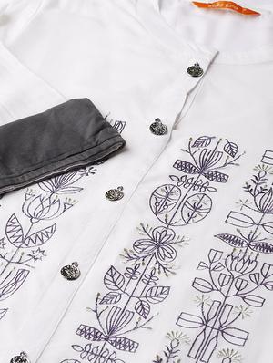 soild embroidered straight kurta - 16659121 - Standard Image - 4