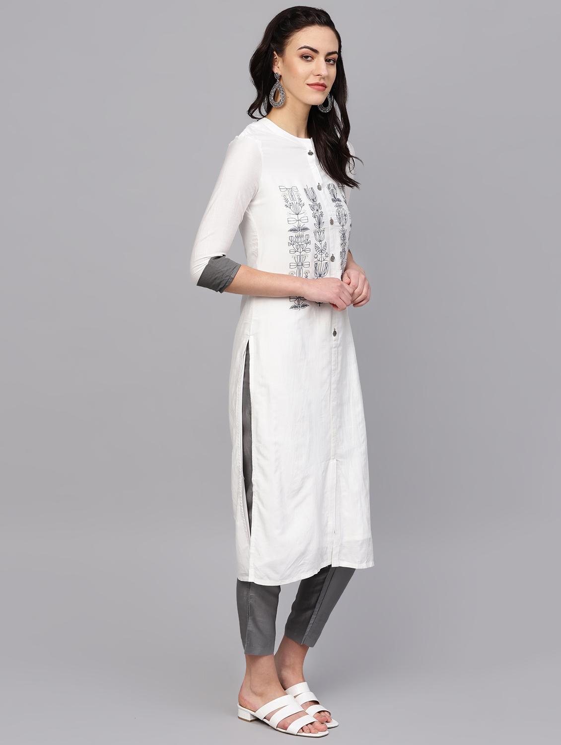 soild embroidered straight kurta - 16659121 - Zoom Image - 2